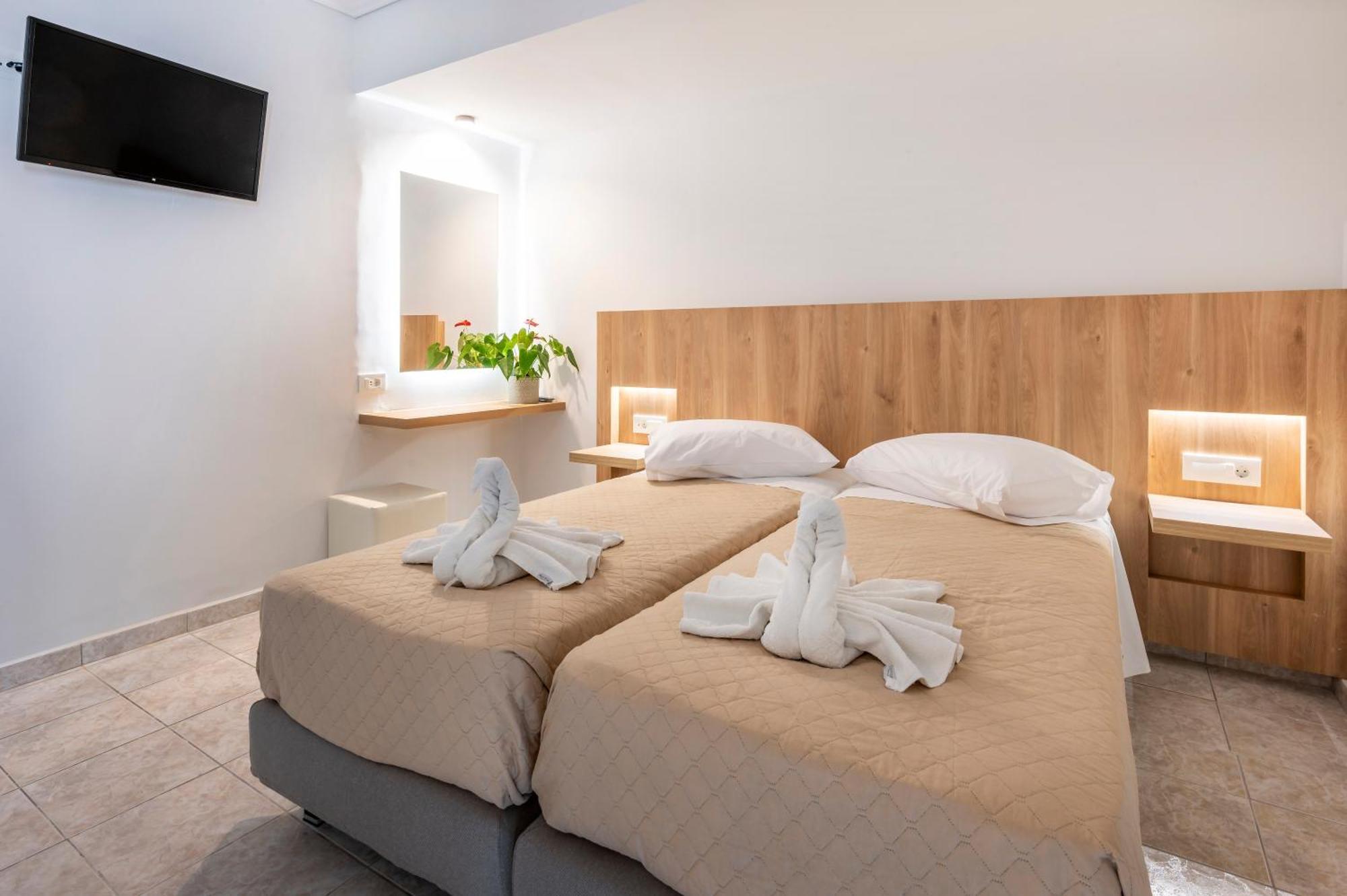 Koala Hotel 2*